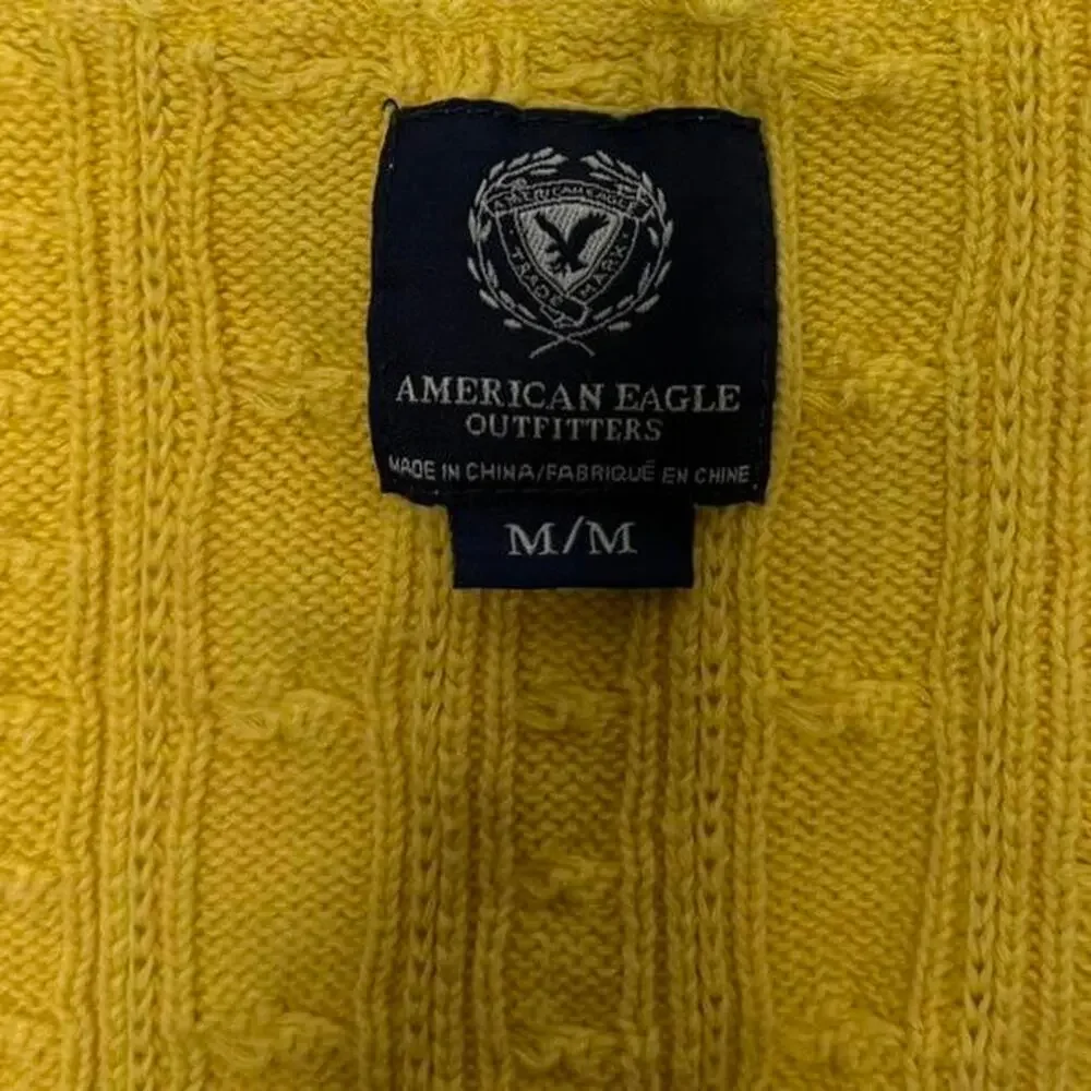 American Eagle Y2K Fitted FullLength Cable Knit V Neck Sweater LongSleeve Size M